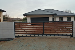 konstrukcje-stalowe-lodzkie-balustrady-schody-ogrodzenia-meble-loft-wieszaki-spawanie-3