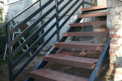 konstrukcje-stalowe-lodzkie-balustrady-schody-ogrodzenia-meble-loft-wieszaki-spawanie-15