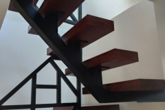 konstrukcje-stalowe-lodzkie-balustrady-schody-ogrodzenia-meble-loft-wieszaki-spawanie-31