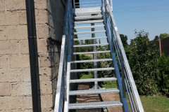 konstrukcje-stalowe-lodzkie-balustrady-schody-ogrodzenia-meble-loft-wieszaki-spawanie-42