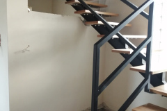 konstrukcje-stalowe-lodzkie-balustrady-schody-ogrodzenia-meble-loft-wieszaki-spawanie-9