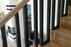 konstrukcje-stalowe-lodzkie-balustrady-schody-ogrodzenia-meble-loft-wieszaki-spawanie-51