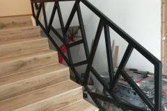 konstrukcje-stalowe-lodzkie-balustrady-schody-ogrodzenia-meble-loft-wieszaki-spawanie-52