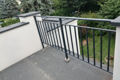 konstrukcje-stalowe-lodzkie-balustrady-schody-ogrodzenia-meble-loft-wieszaki-spawanie-33