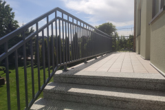 konstrukcje-stalowe-lodzkie-balustrady-schody-ogrodzenia-meble-loft-wieszaki-spawanie-4